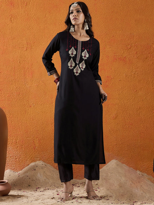 Black Embroidered Rayon Straight Kurta